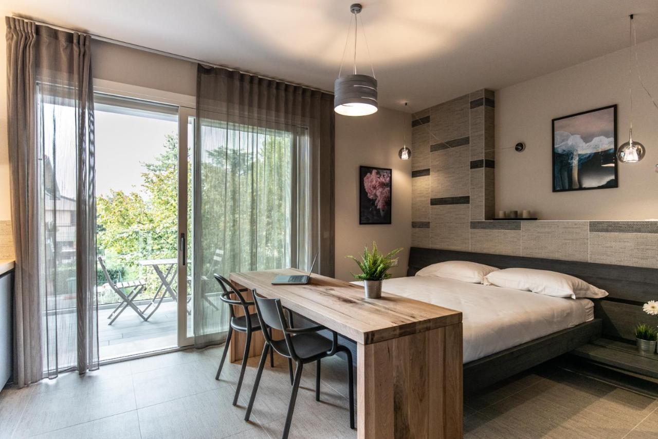 Sei Garda Apartments เปสเคียรา เดล การ์ดา ภายนอก รูปภาพ