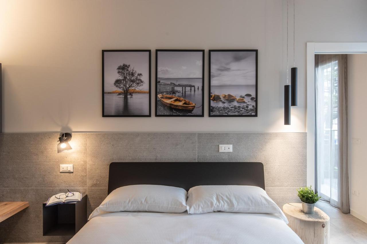 Sei Garda Apartments เปสเคียรา เดล การ์ดา ภายนอก รูปภาพ