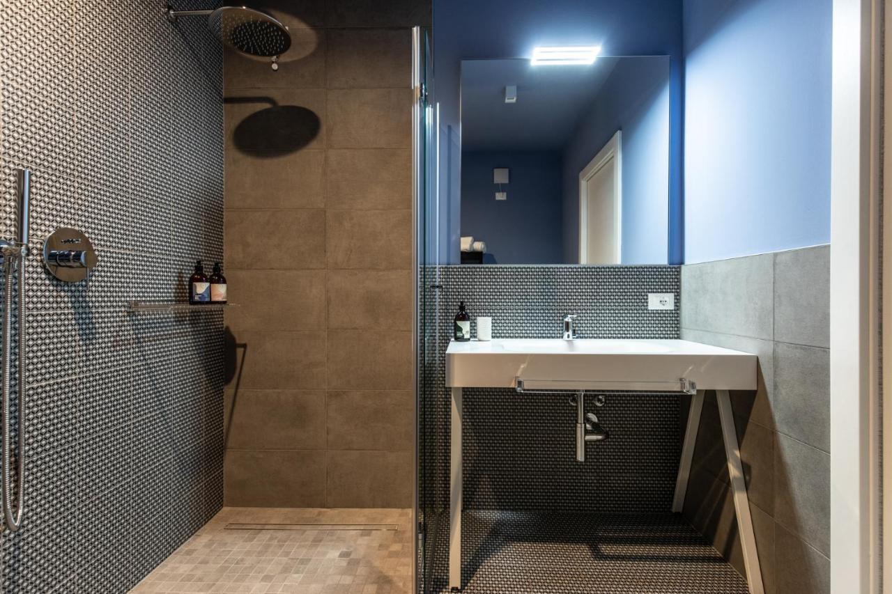 Sei Garda Apartments เปสเคียรา เดล การ์ดา ภายนอก รูปภาพ