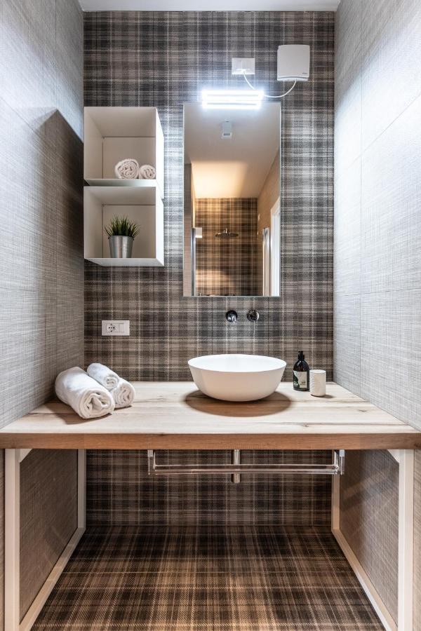 Sei Garda Apartments เปสเคียรา เดล การ์ดา ภายนอก รูปภาพ